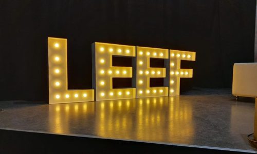 Leef voor evenementen in lichtletters